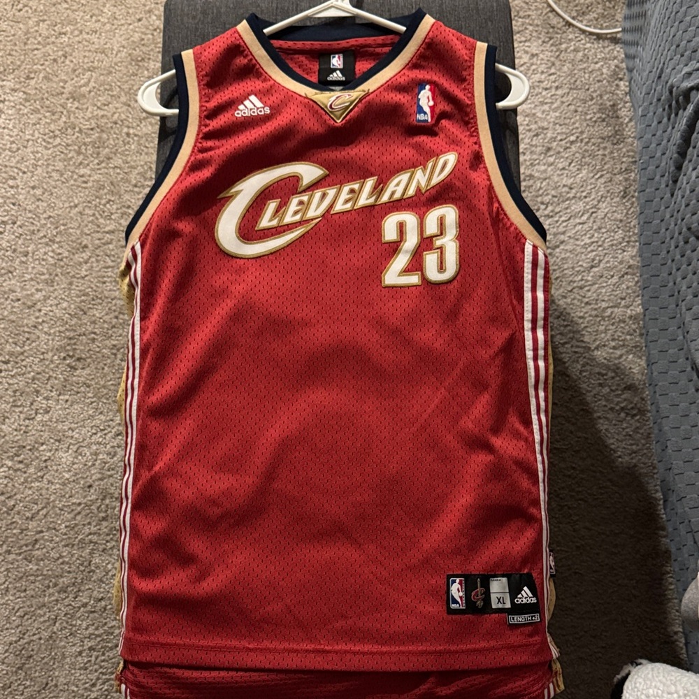 Adidas Big Kids Cleveland Cavaliers LeBron James Away Jersey